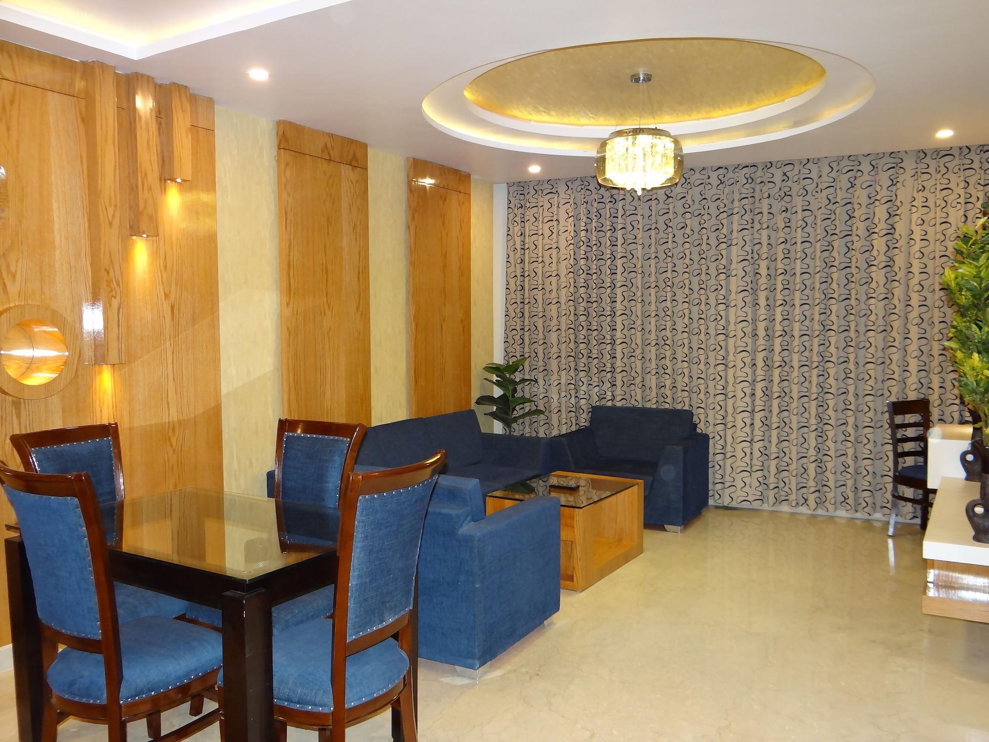 Hotel Tridev Varanasi Exterior foto